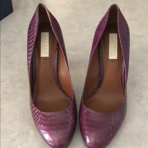 Lauren Ralph Lauren burgundy color size 8.5 pump